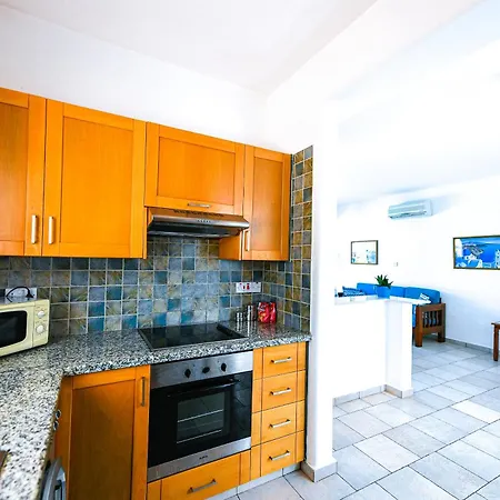 Azzurro Holiday Villas Peyia Exterior photo