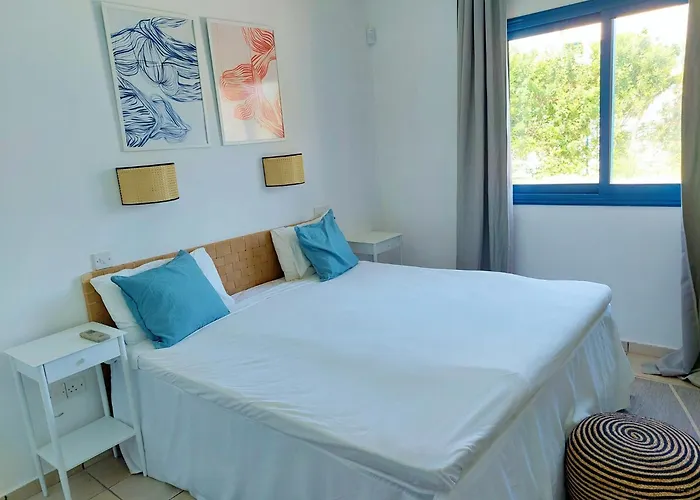 Azzurro Holiday Villas