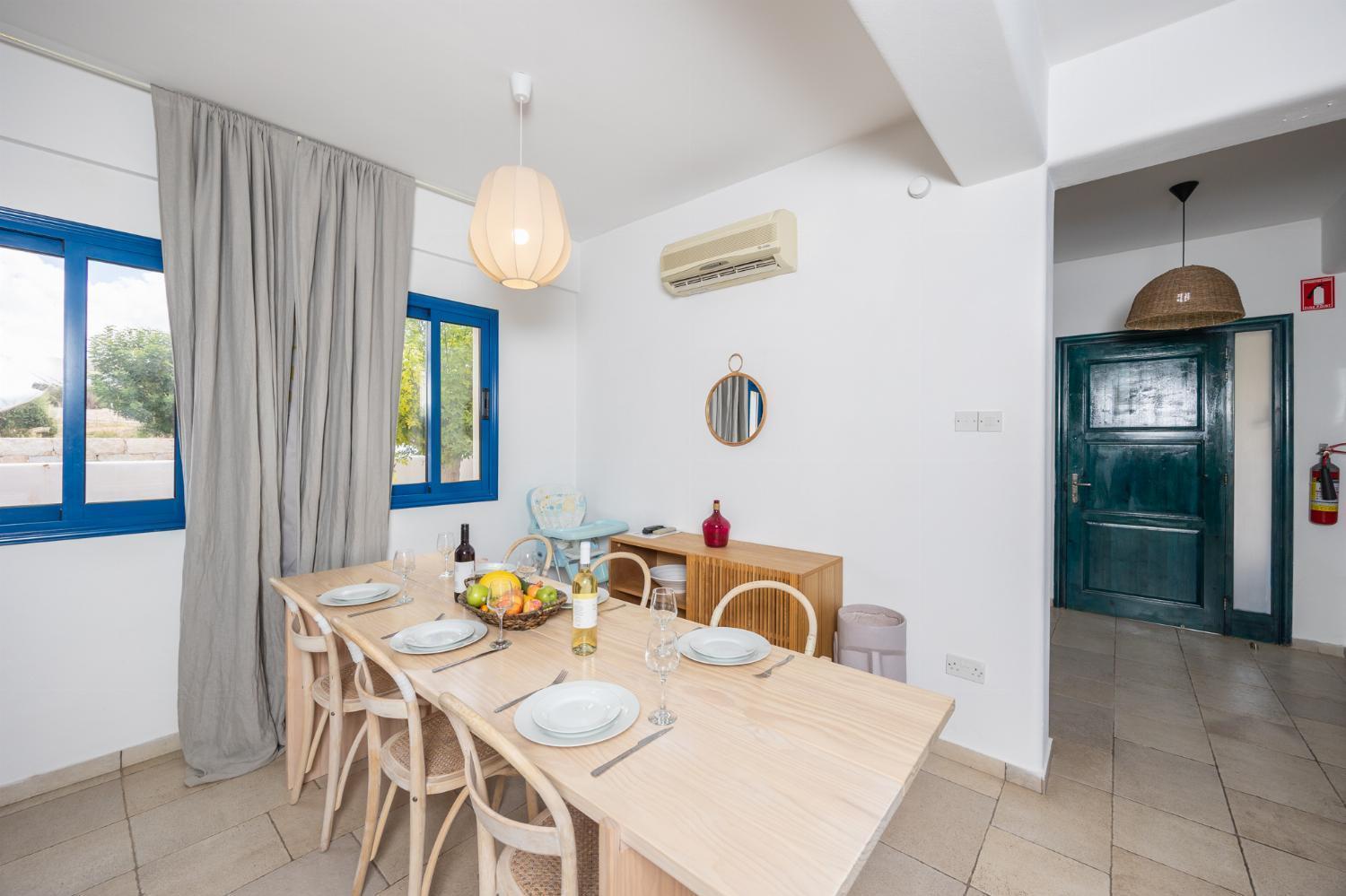 Azzurro Villa Peyia